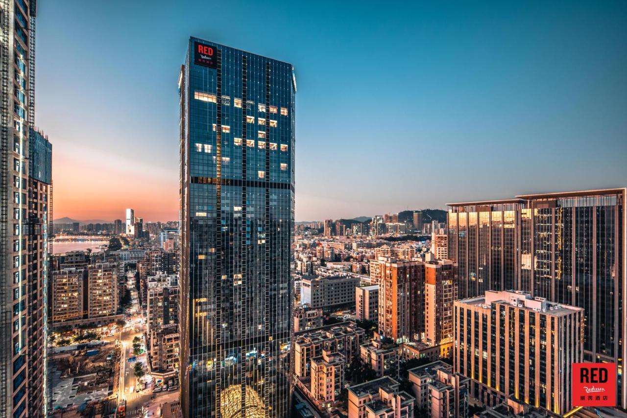 Radisson Red Hotel Zhuhai Gongbei Port Dış mekan fotoğraf