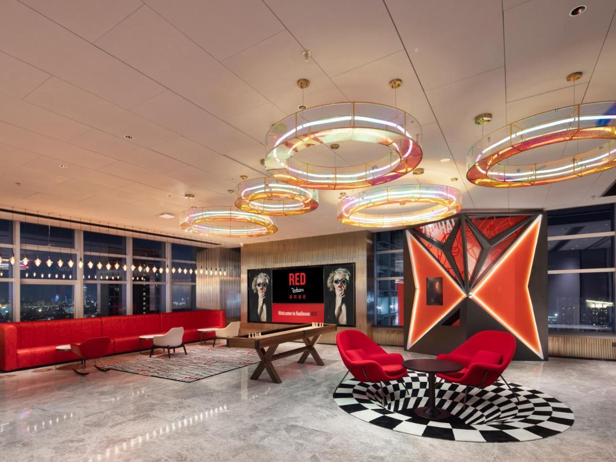 Radisson Red Hotel Zhuhai Gongbei Port Dış mekan fotoğraf