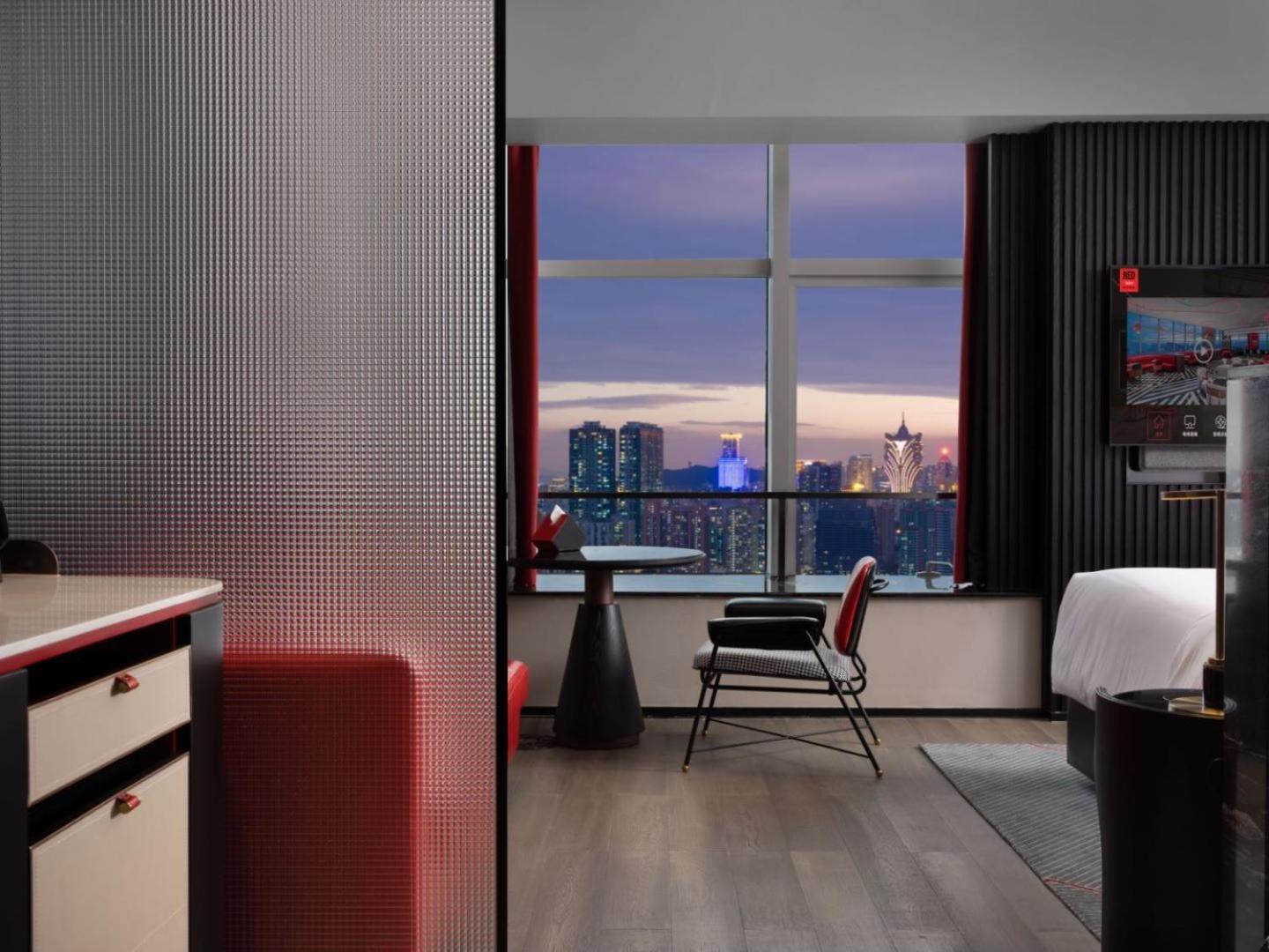 Radisson Red Hotel Zhuhai Gongbei Port Dış mekan fotoğraf